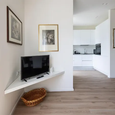 Iseolakerental - Fantasy * Castro (Lombardy)