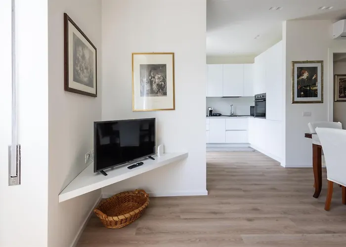 Iseolakerental - Fantasy * Castro (Lombardy)